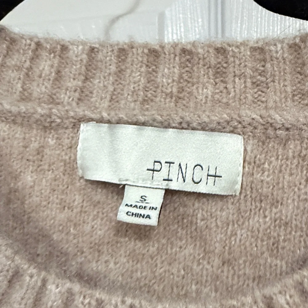 Pinch Knit Sleeveless Crewneck Vest in Light Beige - Picture 2 of 2